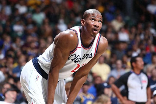 哈登27分快船送鹈鹕十连败 黄蜂负公牛八连败