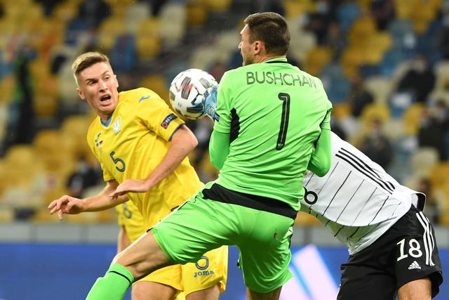 穆雷37分掘金大胜爵士 艾顿30+19开拓者胜猛龙