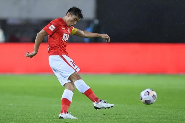 郭艾伦：没心思换号码 新赛季肯定要上场打球